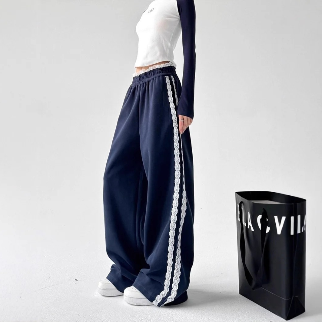 Misty Lace Sweatpants